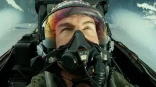 Top Gun Maverick, Tom Cruise in the cockpit.